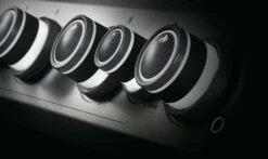 Napoleon Rogue SE625RSIB-1 Gasbarbecue 12 Napoleon Rogue SE625RSIB-1 Gasbarbecue -Keuken Grill Verkoop 2024 napoleon rogue se625rsib 1 gasbarbecue 4