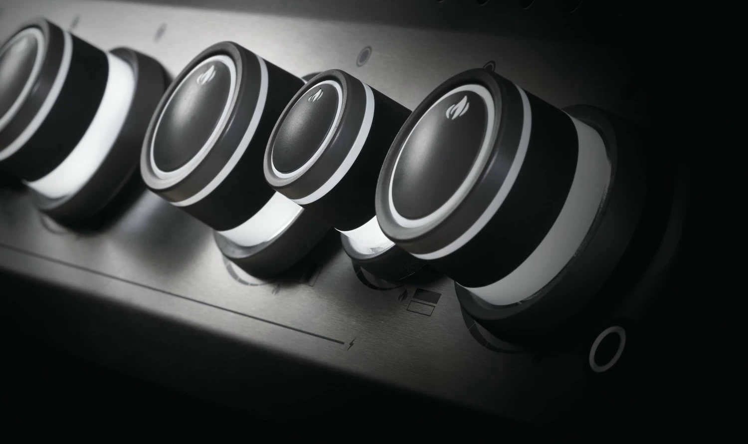 Napoleon Rogue SE625RSIB-1 Gasbarbecue 7 Napoleon Rogue SE625RSIB-1 Gasbarbecue - Afbeelding 5